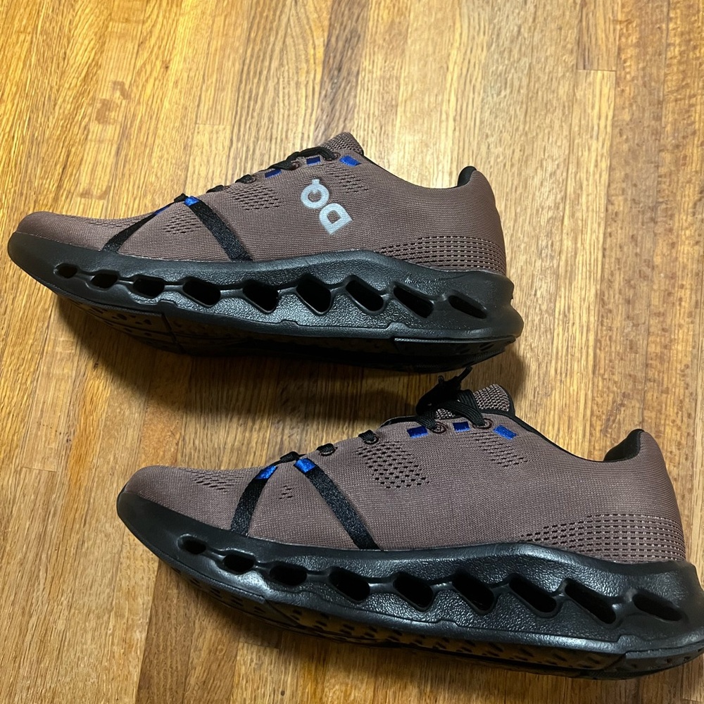 DQ Men's Brown and Black Athletic Shoes